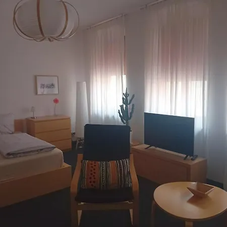 City-apartment Adlergasse Daire Dresden